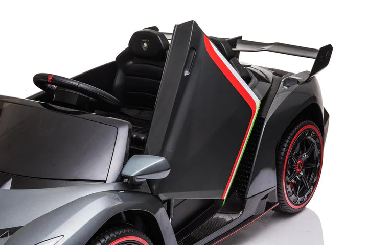 2025 Lamborghini Veneno 24V | 4x4 w/ Two Leather Seats,